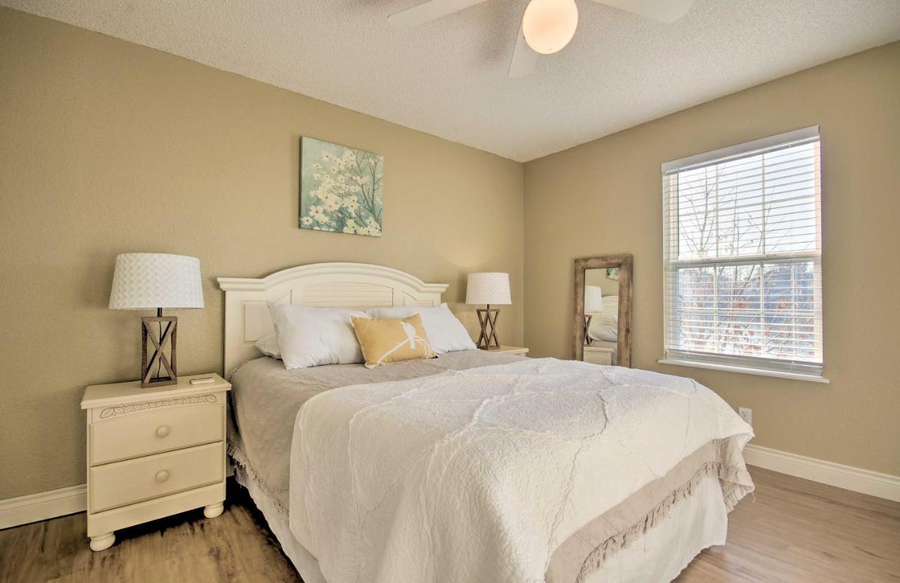 Waterfront Townhome With Private Dock And Lake Views 奥沙克湖 外观 照片